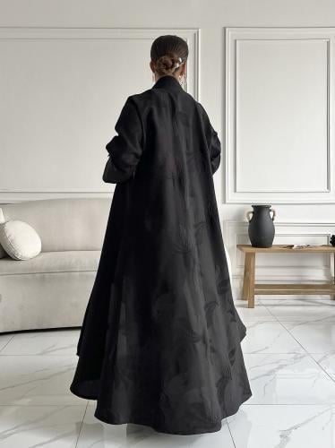 رقم العبايه 707 / القماش كريب المستقبل كوري / القص...