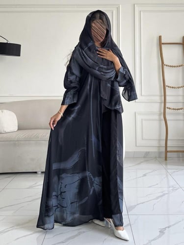 رقم العبايه 797 / القماش شيفون ناعم مع بطانه مع طر...