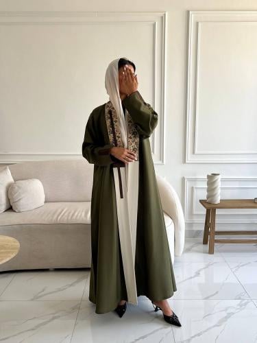 رقبم العبايه 518 / القماش كريب لمار / القصه نص كلو...