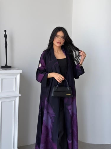 رقم العبايه 950 / القماش شيفون ناعم مع بطانه مع طر...