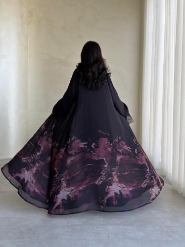 رقم العبايه 943 / القماش شيفون ناعم مع بطانه مع طر...