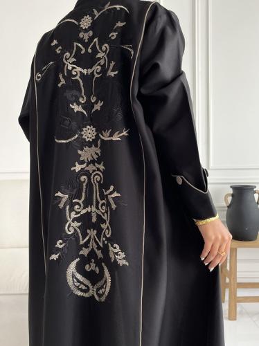 رقم العبايه 701 / القماش ك المستقبل كوري / القصه ن...