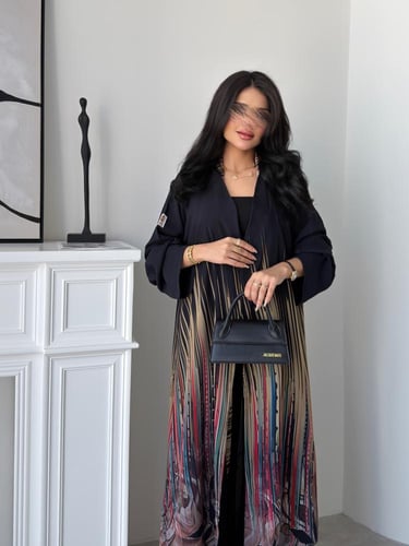 رقم العبايه 943 / القماش شيفون ناعم مع بطانه مع طر...