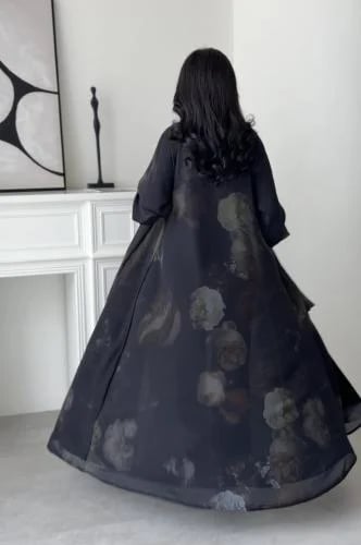 رقم العبايه 971 / القماش شيفون طباعه / القصه نص كل...