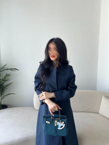 عبايه رقم 816 / القماش كتان / القصه بليزر / مبطنه...