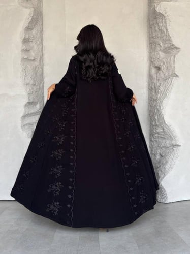 عبايه رقم 867 / شيفون مبطن مع كريب / القصه كلوش/ ا...