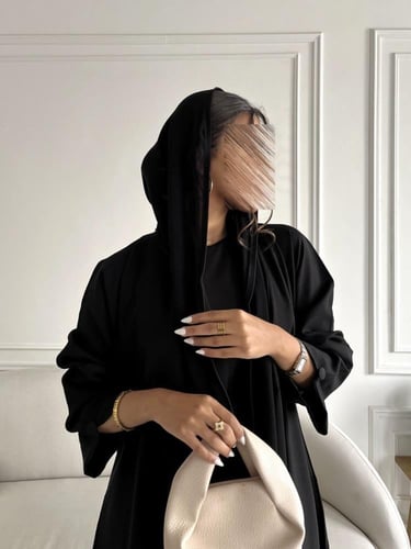 رقم العبايه 707 / القماش كريب المستقبل كوري / القص...