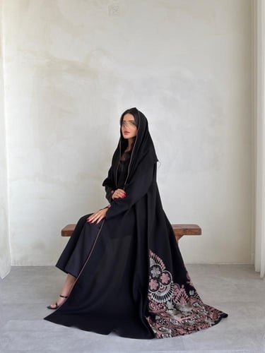 رقم العبايه 929 / القماش كريب المستقبل كوري / القص...