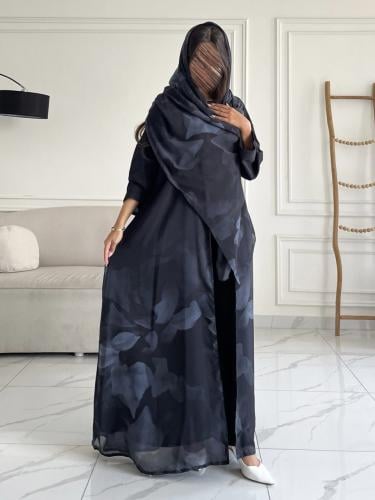 رقم العبايه 957 / القماش شيفون ناعم مع بطانه مع طر...