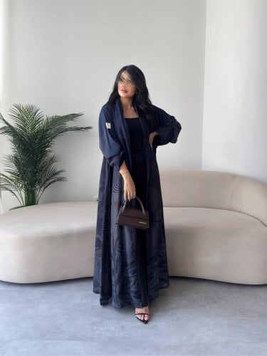 رقم العبايه 837 / القماش شيفون ناعم مع بطانه مع طر...