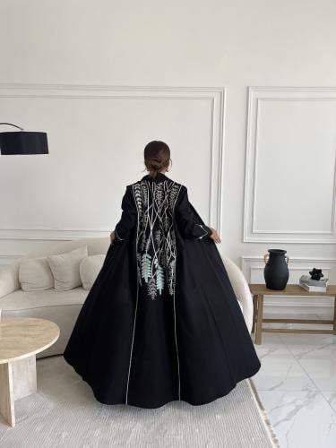 رقم العبايه 508 / القماش كريب المستقبل كوري / القص...