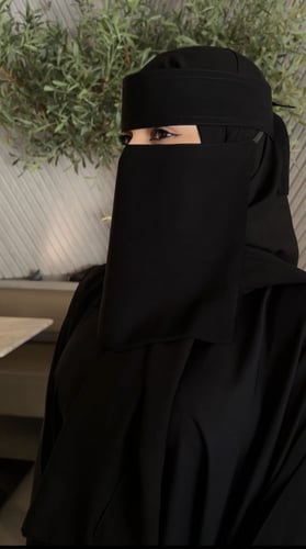 نقاب وسط (مطاط مائل)