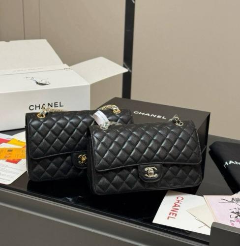 Chanel clasec كافيار