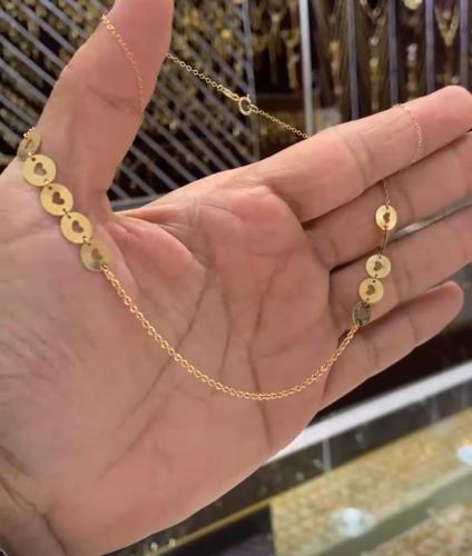 عقد القلوب ذهب عيار 18 رقم المنتج Q6874 الوزن 1.2g