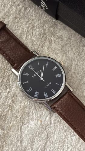 ساعة جلد شبابية- غير مقاومة للماء