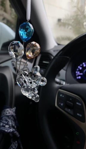 تعليقة كريستال بشكل دبدوب