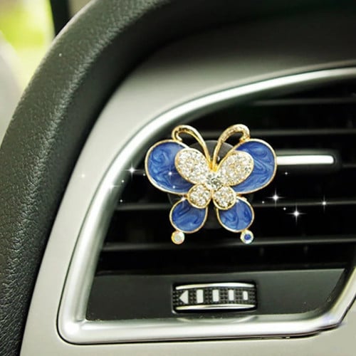 فواحة سيارة بشكل فراشة