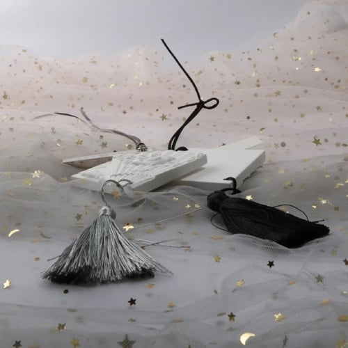 تعليقة سيراميك فواحة بصورة طائر