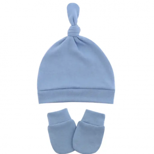 قبعة مواليد وجوارب يدين