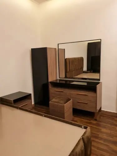 تسريحة كالفن 4 أدراج مع خزانة