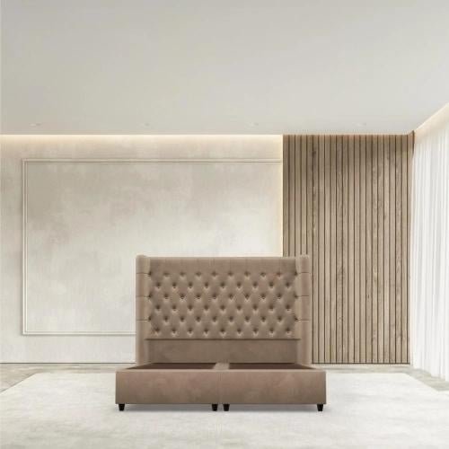 "كابيتوني رويال"