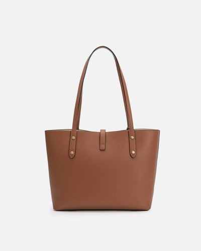 شنط نسائية كلاسيك بلون بني