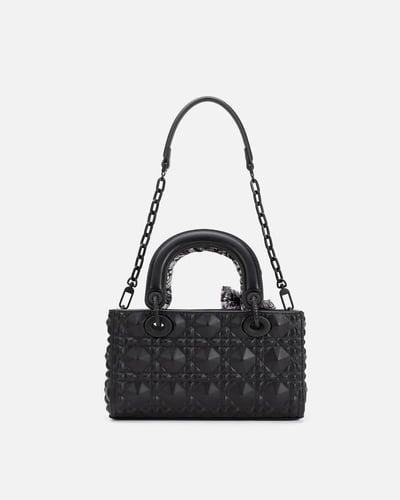 شنطة نسائية بجلد بارز بلون أسود