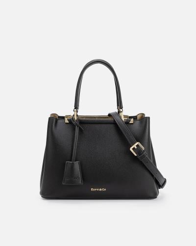 شنط نسائية لكل يوم بلون أسود