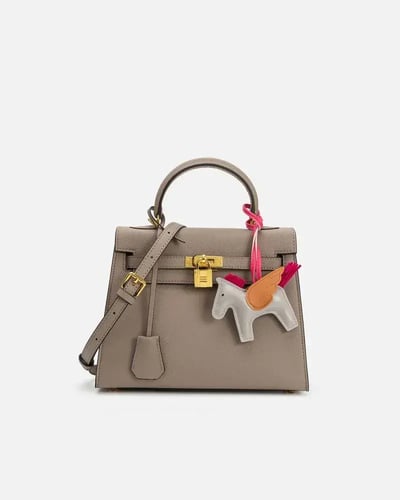 شنطة نسائية جلد لكل يوم ووقت