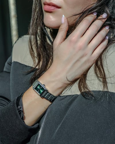 ساعة نسائية ستيل باللون الفضي