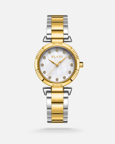 ساعة نسائيه من الستيل بلون فضي وذهبي من الفــــي