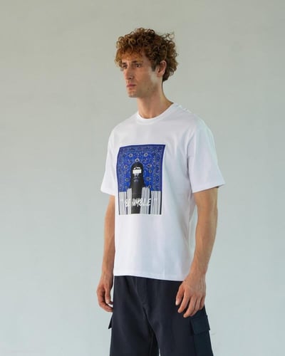 تي شيرت رجالي قطن بلون أبيض وأزرق