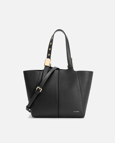 شنطة نسائية جلد حيث تلتقي الأناقة بالبساطة