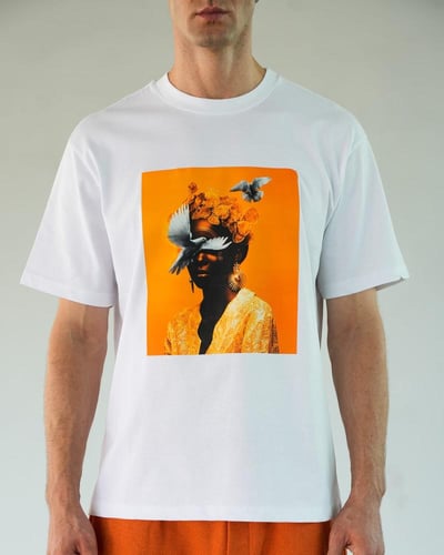 تي شيرت رجالي قطن بلون أبيض وأورنج