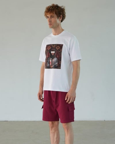 تي شيرت رجالي قطن بلون أبيض وعودي