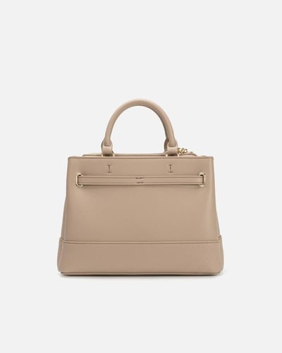 شنطة نسائية كلاسيك باللون البني الفاتح