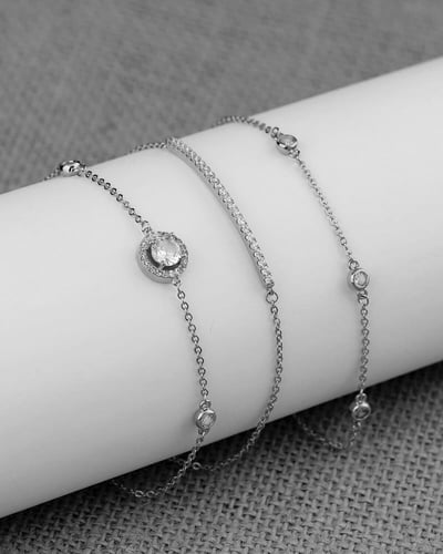 طقم هدايا نسائي إلڤي بتصميم أنيق