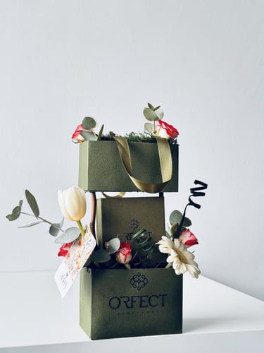 هديه تتضمن اكسسوار بشكل مميز وانيق