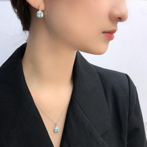 Orfect Necklace