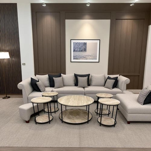 طقم طاولات كنب لون خشبي