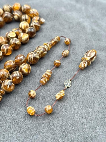 سبحة جلد النمر