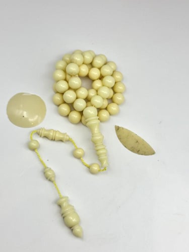 سبحة بلياردو أبيض جديد