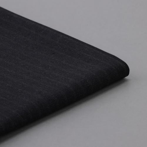 قماش شتوي مقلم | أسود C112