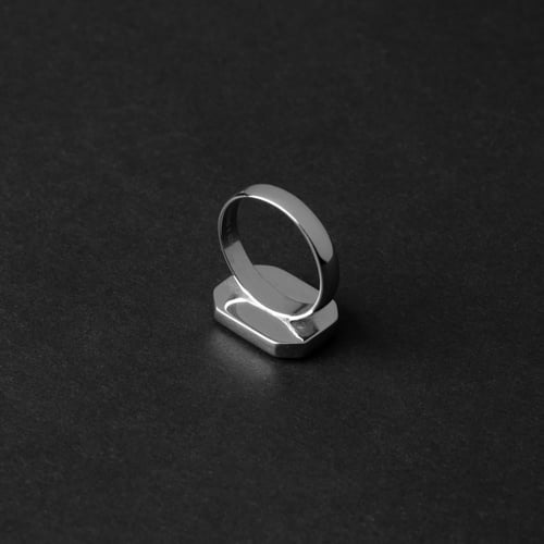 خاتم ملكي كلاسيكي فضة عيار 925 - عنابي