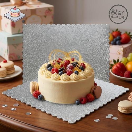 قاعدة كيك فضي مربع 30
