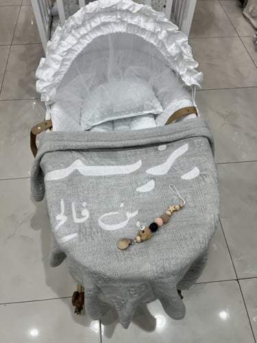 بطانيه مواليد بتطريز الاسم - حسب الطلب