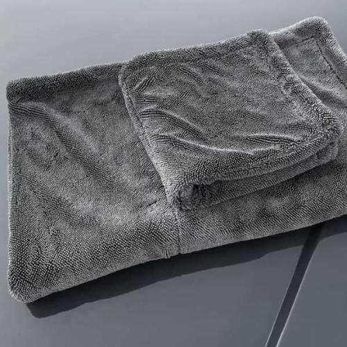 منشفة سحب مايكروفايبر للسيارات من لمسات: وجهان،بدو...