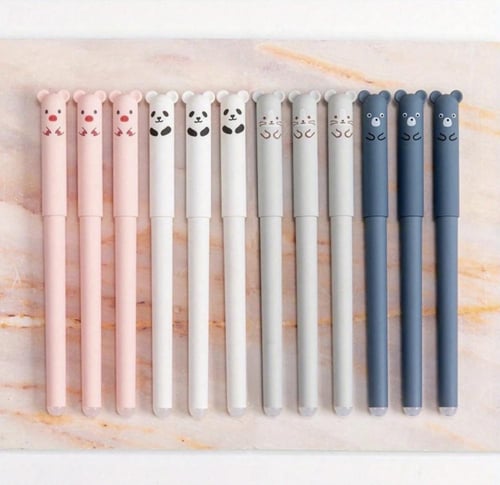 قلم أزرق بمساحة