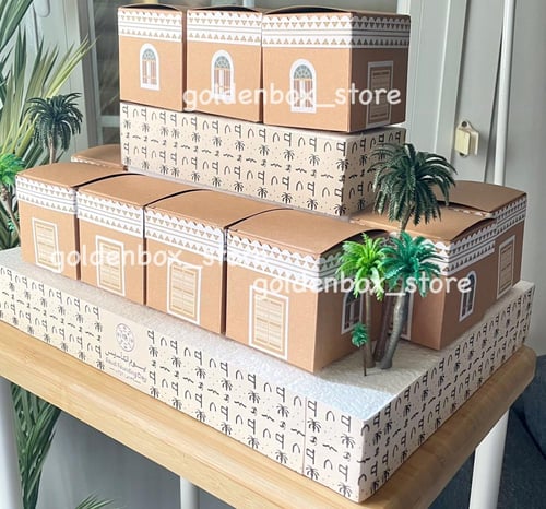 ستاند مع توزيعات التأسيس مع تعبئة وتغليف