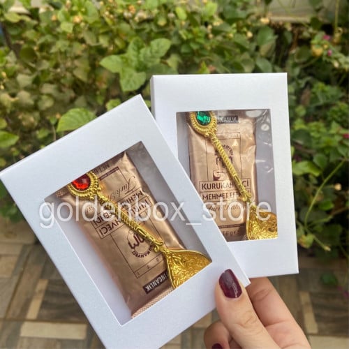 توزيعات قهوة تركية مع ملعقة تشمل البوكس والثيم